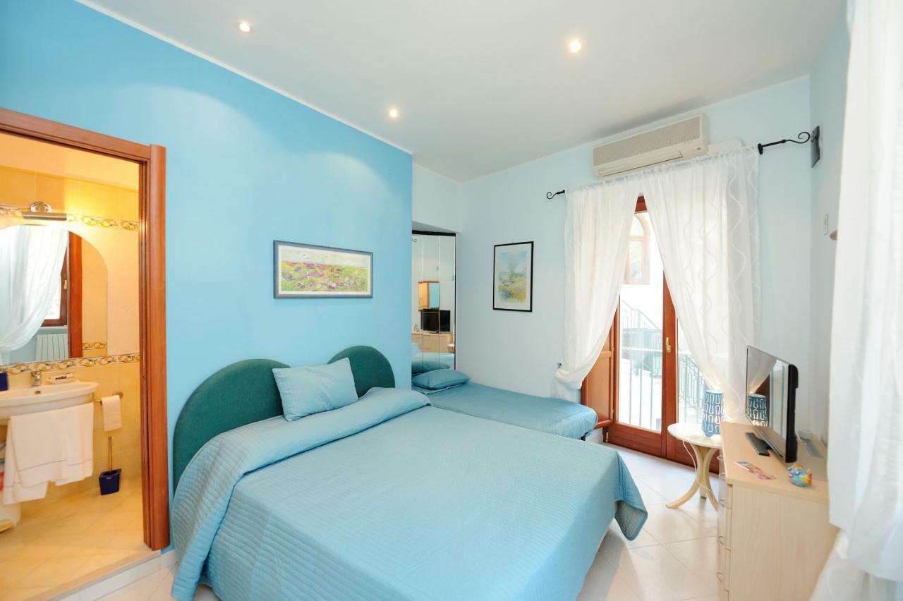 Beautiful Lights Guest House อามาลฟี ภายนอก รูปภาพ