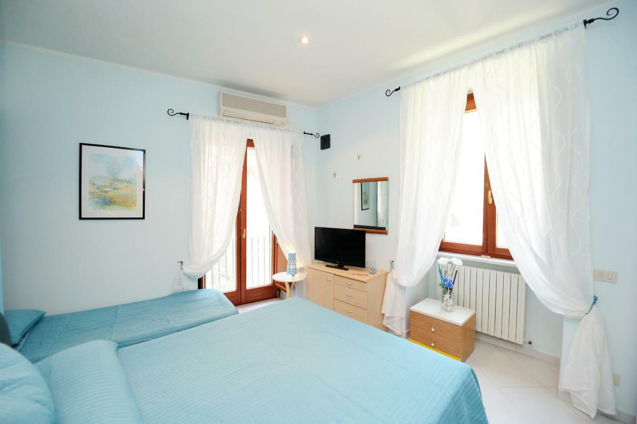 Beautiful Lights Guest House อามาลฟี ภายนอก รูปภาพ
