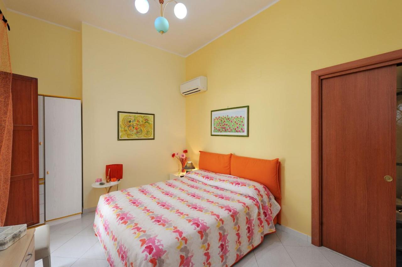 Beautiful Lights Guest House อามาลฟี ภายนอก รูปภาพ